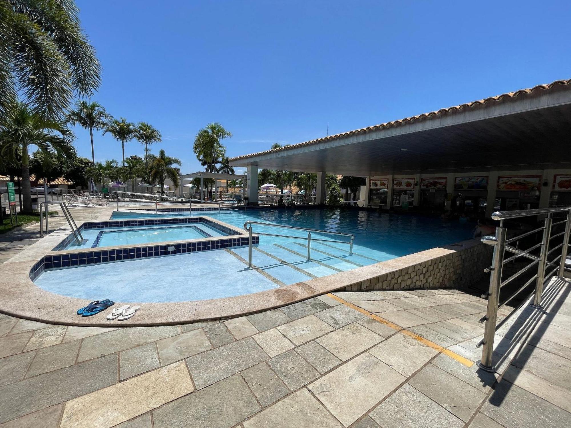 Di Roma Internacional Resort Apartamentos Para Temporada Caldas Novas Exteriér fotografie